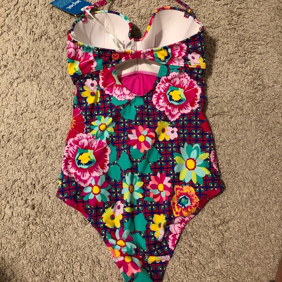 Bandeau Swimsuit - Picture 5 of 8